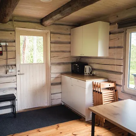 Semesterbostad Palukuela Saunad Saunahouse *