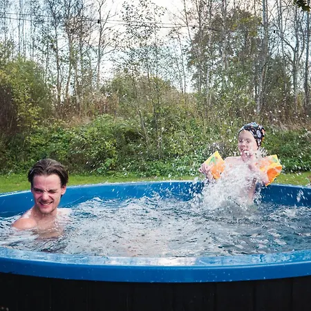 Semesterbostad Palukuela Saunad Saunahouse